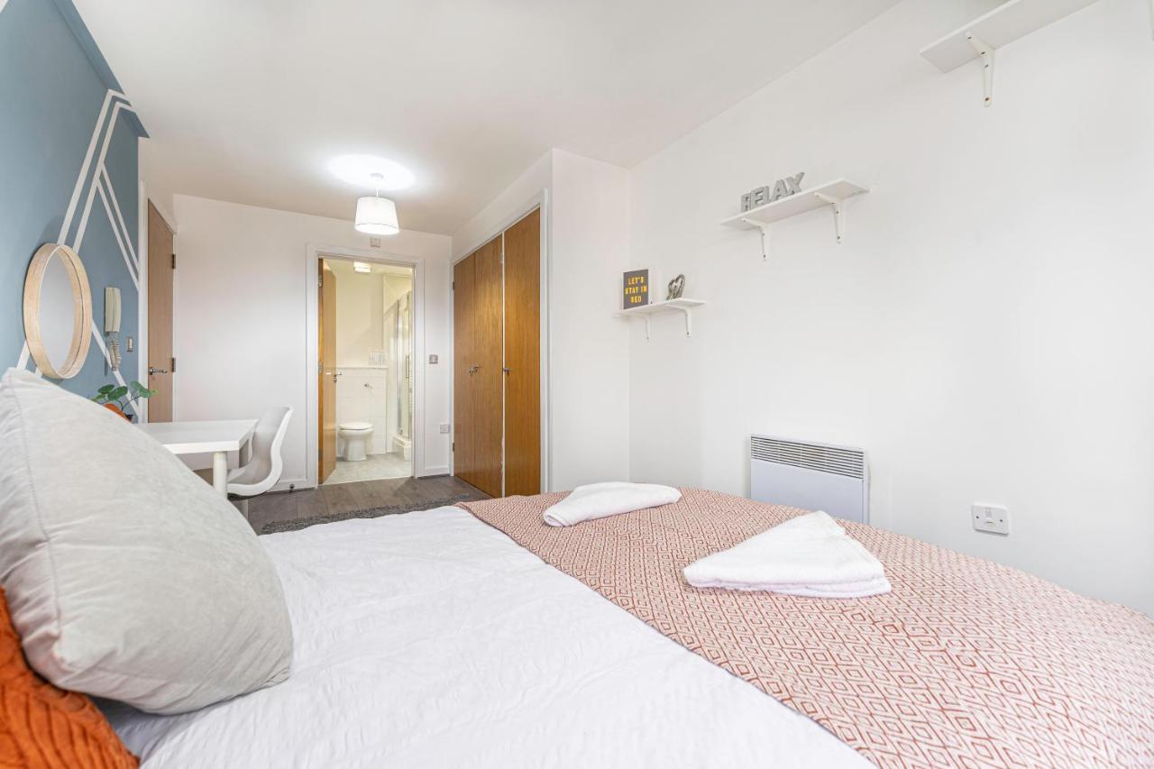 Jkg Property Solutions Presents Cosy City Apartment Ковентри Экстерьер фото