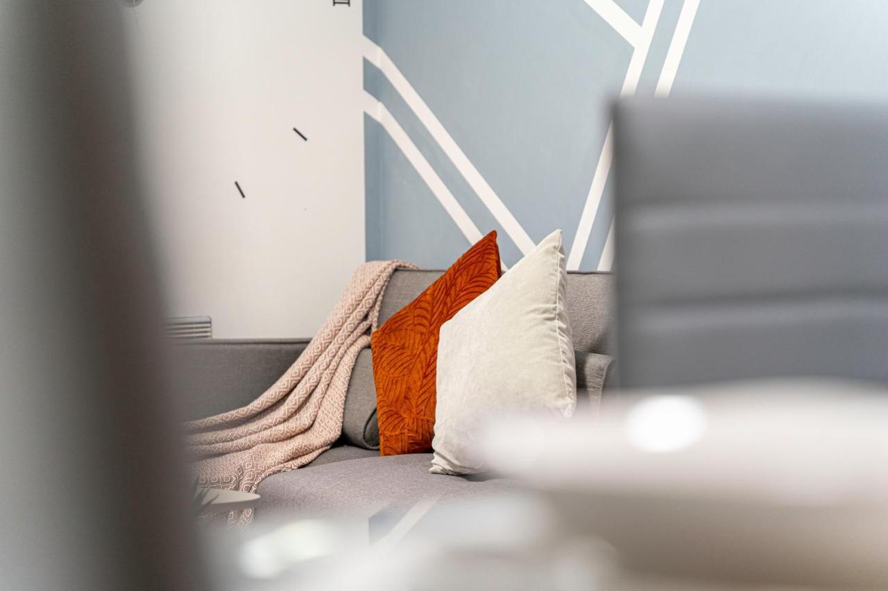 Jkg Property Solutions Presents Cosy City Apartment Ковентри Экстерьер фото